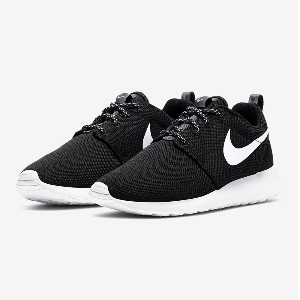 Women’s Nike Roshes